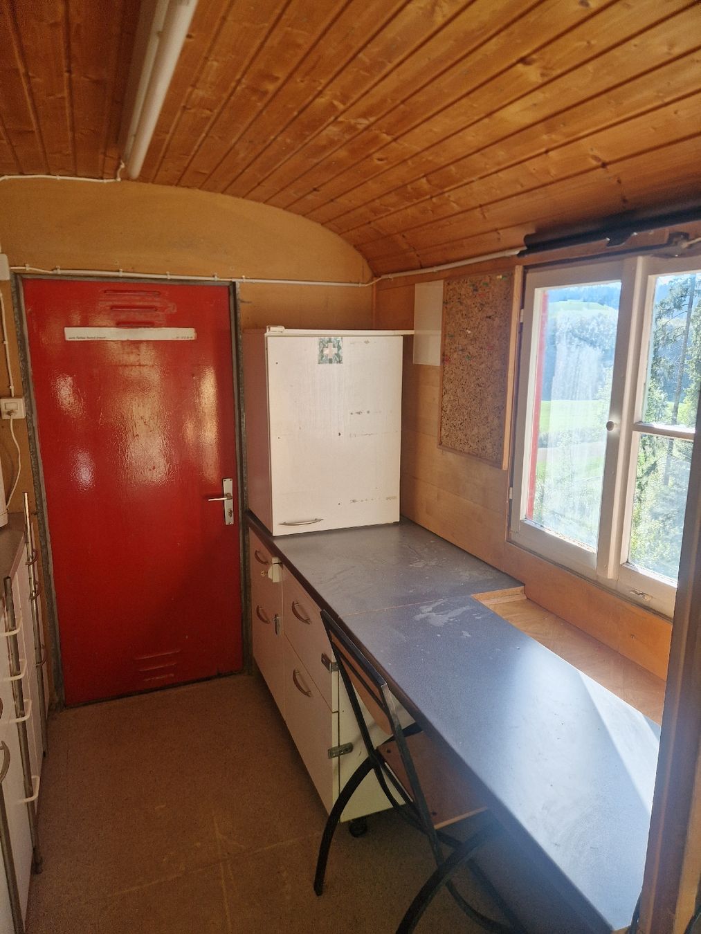 Niederberger Remorques: Bauwagen 4,5x230 Meter – D'occasion à Sumiswald par ForstCounty 6