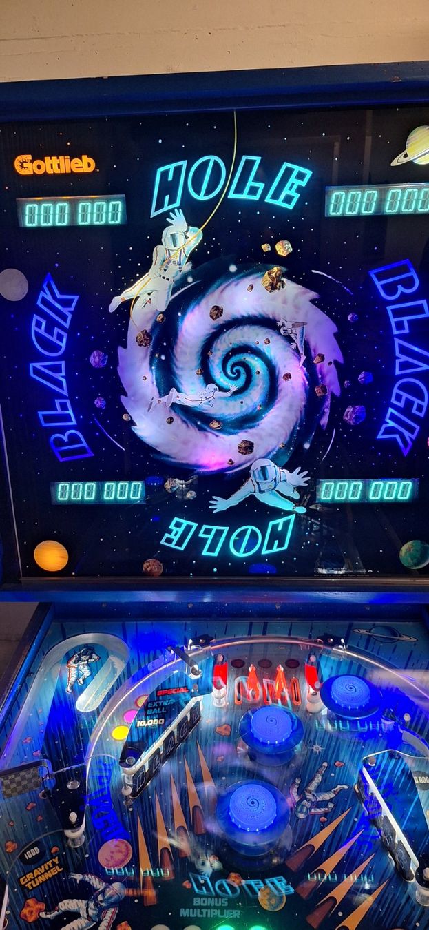 Flipper: Flipper Gottlieb Black Hole Flipperkasten – Usato da Naters venduto da Flikas 5