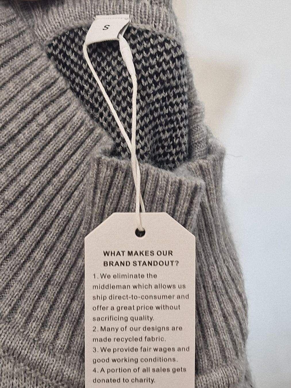 Maglioni & Felpe: Damen Pullover grau mit Sternmuster Grösse S neu mit Etikett – Nuovo (secondo la descrizione) da Meierskappel venduto da HeartWear 2