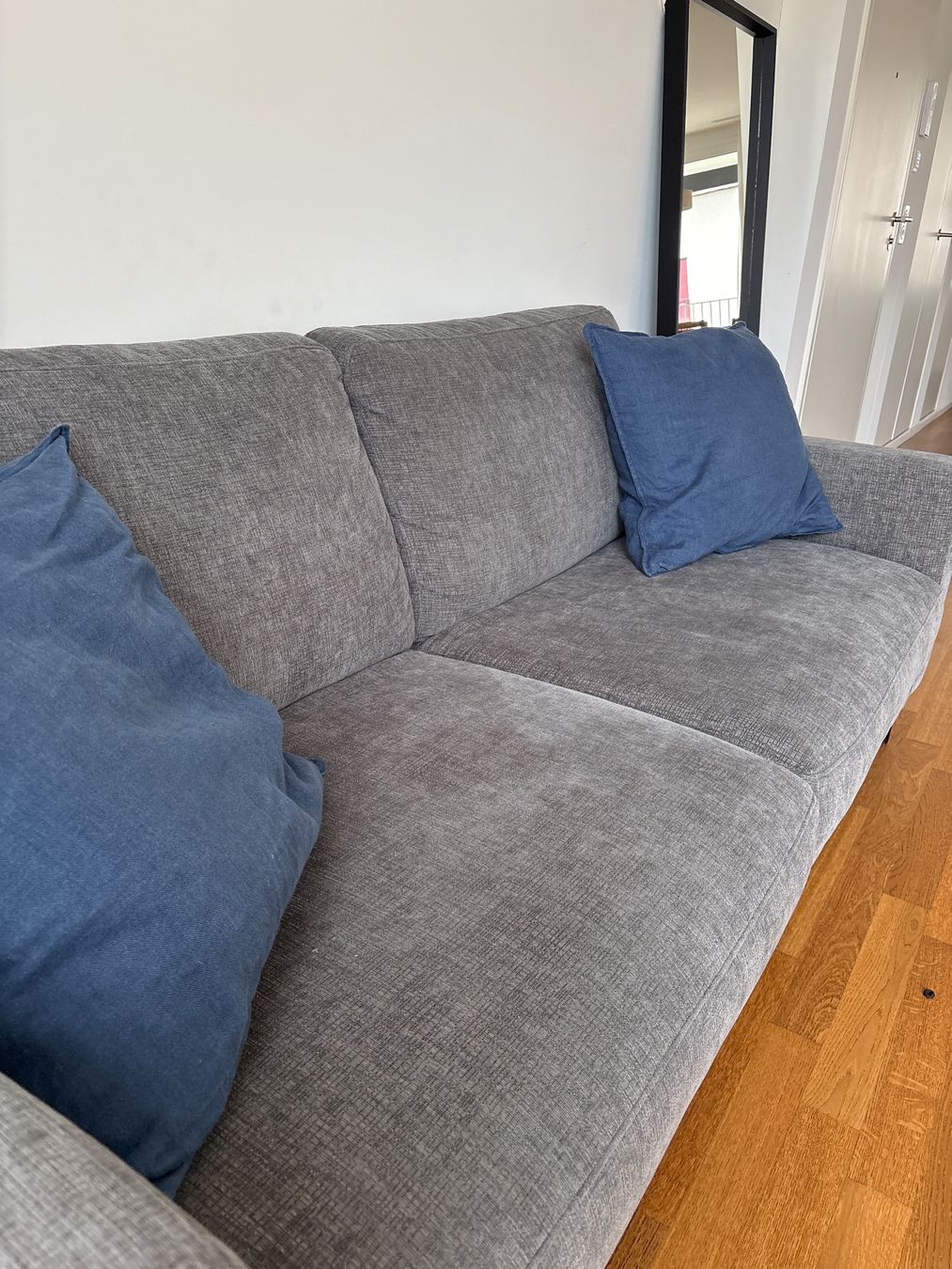 Sofas: IKEA graues Sofa – D'occasion à Zürich par ala_6qgd 2