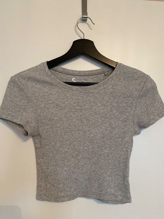 Croptop grey | Kaufen auf Ricardo