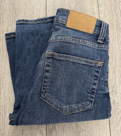 H&M Jeans Shorts dunkelblau, Grösse 34