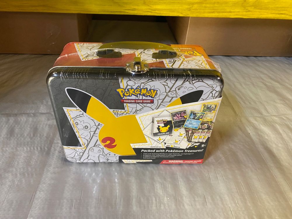 POKEMON-CELEBRATION-A TREASURE CHEST-ENGLISCH-2021 (Neu und ...