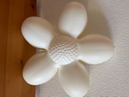 Wand-Blumenlampe von Ikea für Kinderzimmer