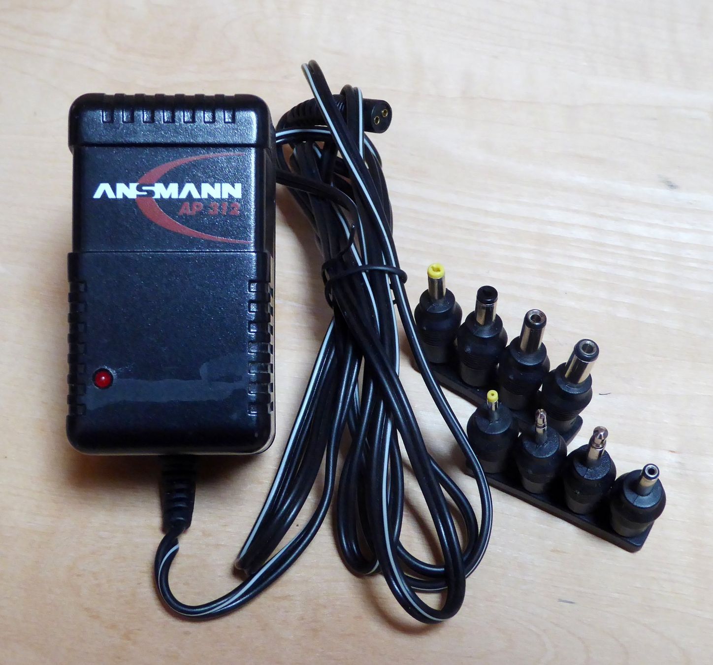 Elettrotecnica: Netzgerät, AC-C`DC Adapter,  ANSMANN, Regulator 3-12 V – Nuovo (secondo la descrizione) da Lenk im Simmental venduto da Ruedauph 1