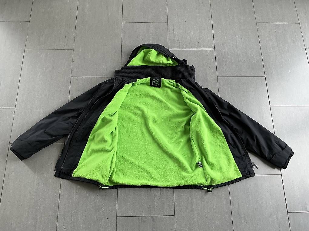Giacche: Razer Windbreaker Jacke Grösse L – Usato da Allschwil venduto da Xupper 1