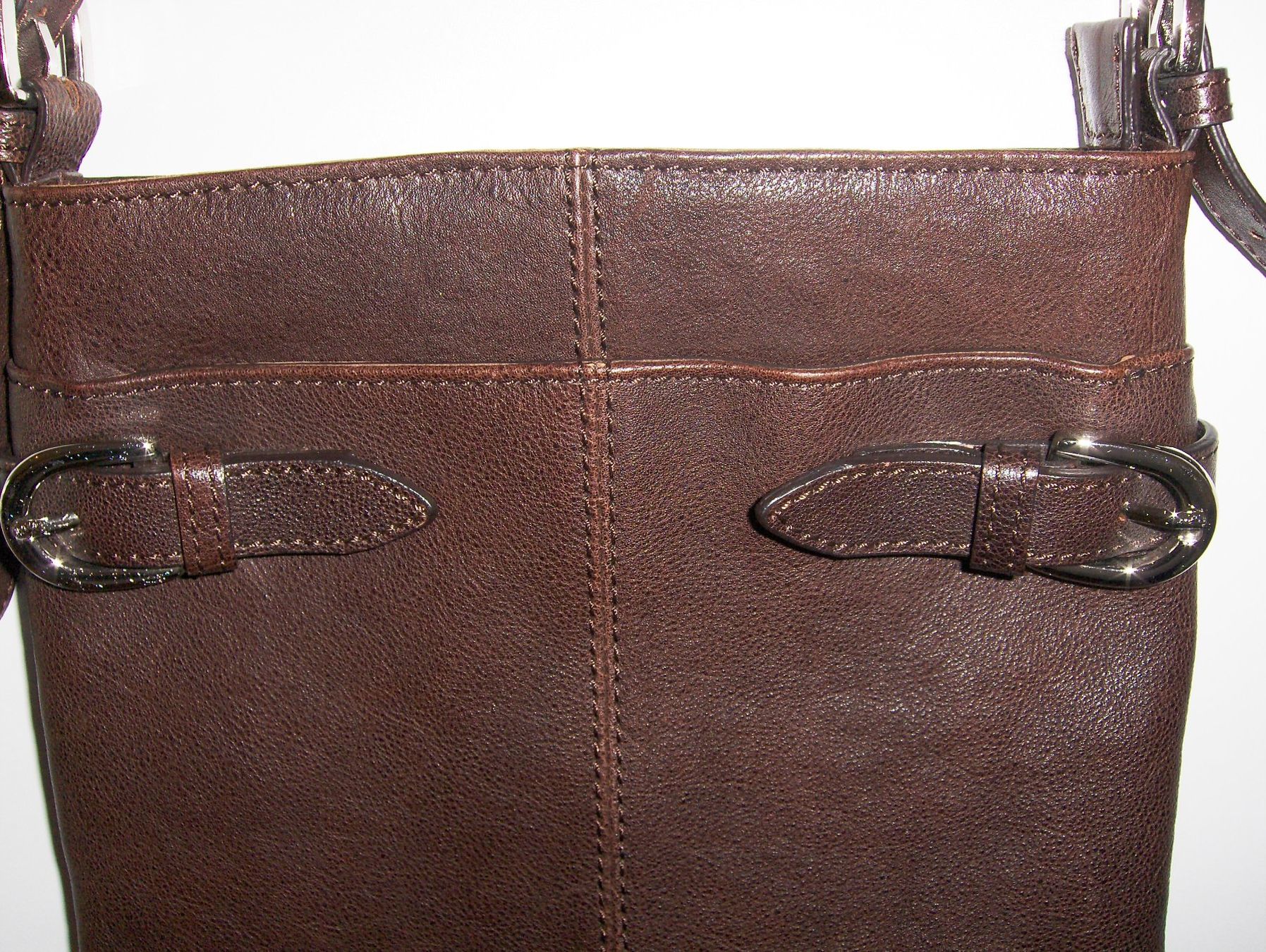 Taschen für Damen: Leder Umhängetasche von DISSER – Gebraucht aus Dübendorf von alracfo 5