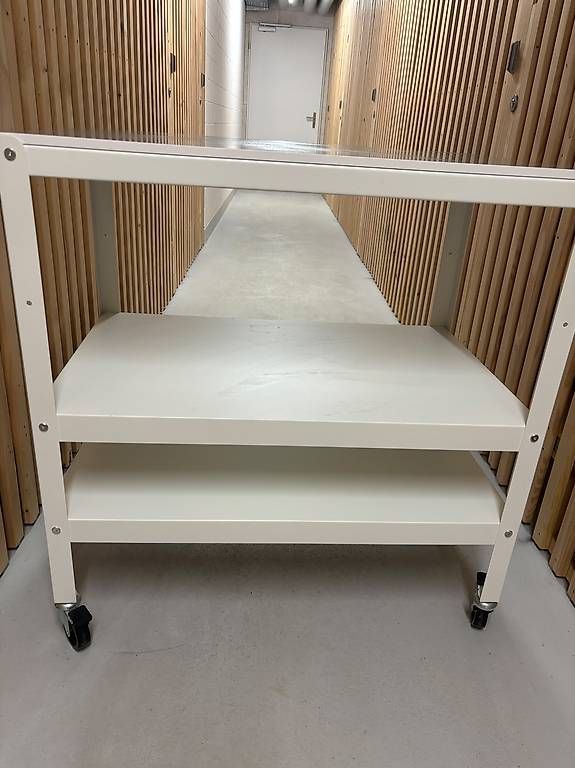 Servierwagen: Servierwagen mit Rollen von Ikea – Gebraucht aus Luzern von karinakoop 1