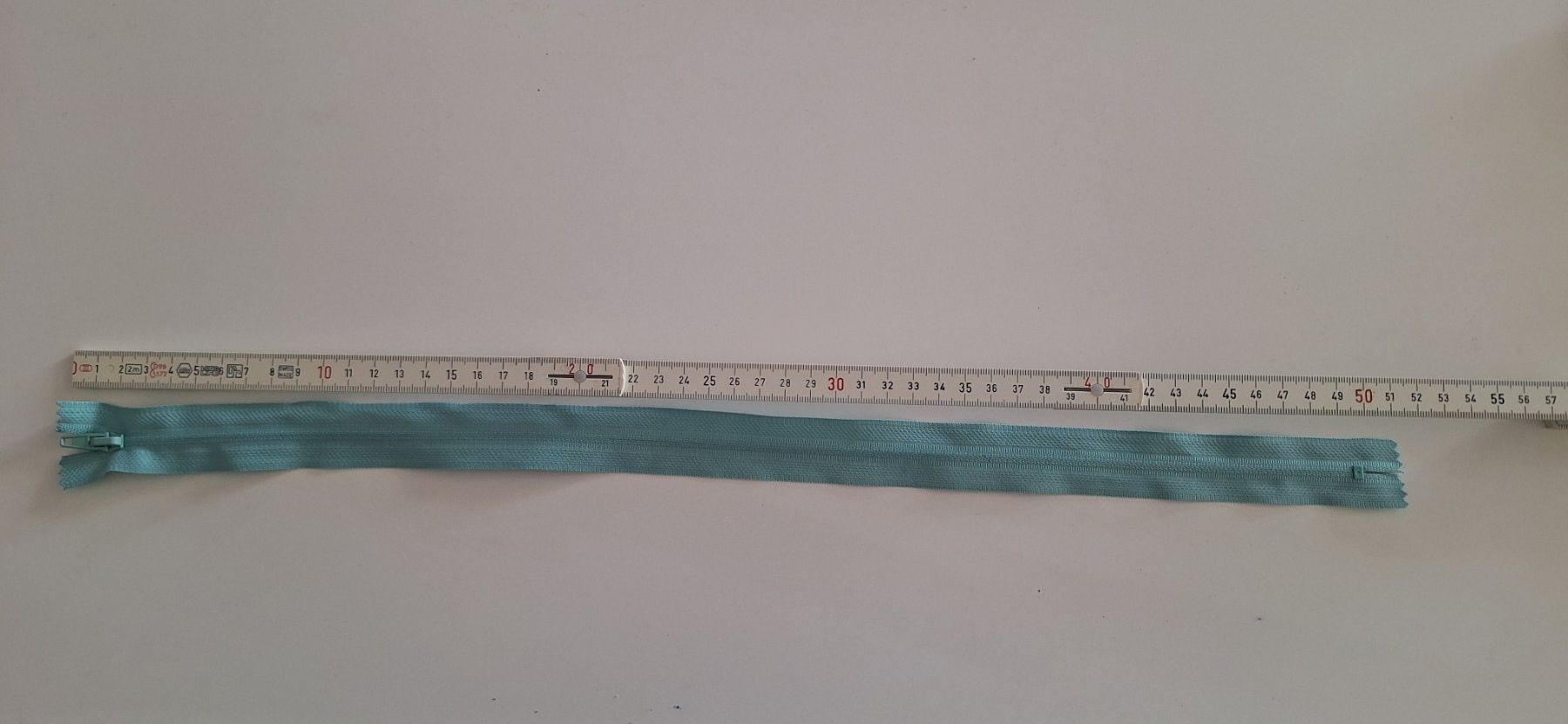 Tessuti: Reisverschluss 50cm türkis – Usato da Wetzikon ZH venduto da NaWetzi