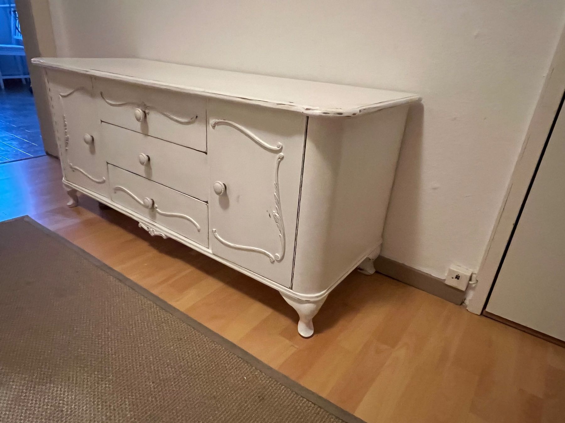 Cassettiere: Sideboard – Usato da Riehen venduto da Lai. 1