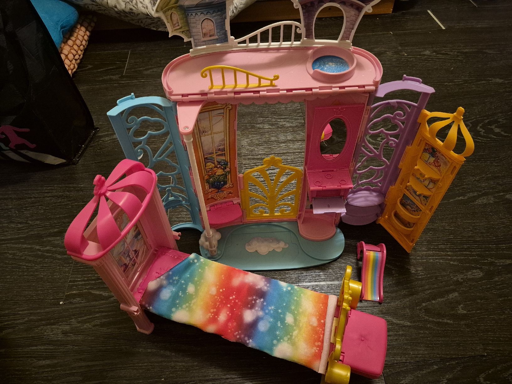 Giocattoli: Maison Dreamtopia et barbie – Usato da Ins venduto da nanou84