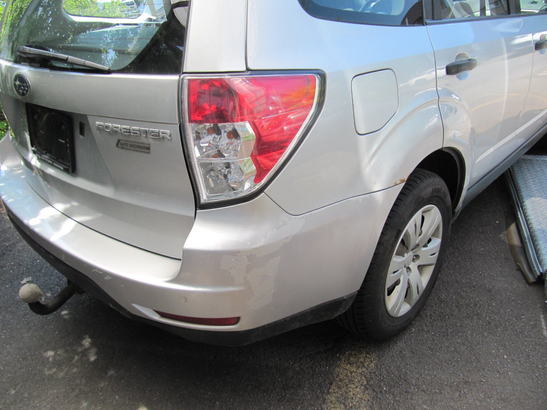Subaru Autos: Subaru Forester 2.0X mit Anhängerkupplung – Gebraucht aus Rotkreuz von auto-bachmann 2
