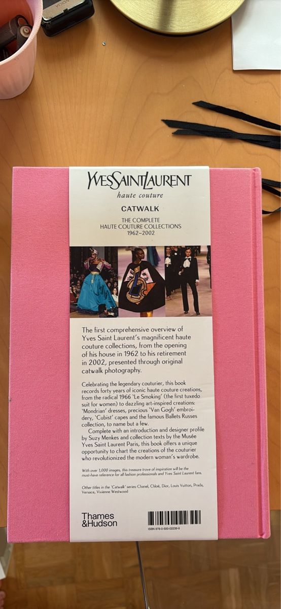 Libri: YSL Haute Couture Catwalk – Nuovo (secondo la descrizione) da Wald ZH venduto da Kitty_pink123 2