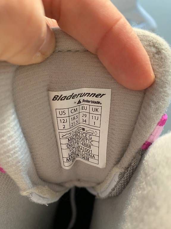 Pattini da ghiaccio: Neuwertige Schlittschuhe - Micro Ice Mädchen Bladerunner – Nuovo (secondo la descrizione) da Altendorf venduto da Pippa4 2