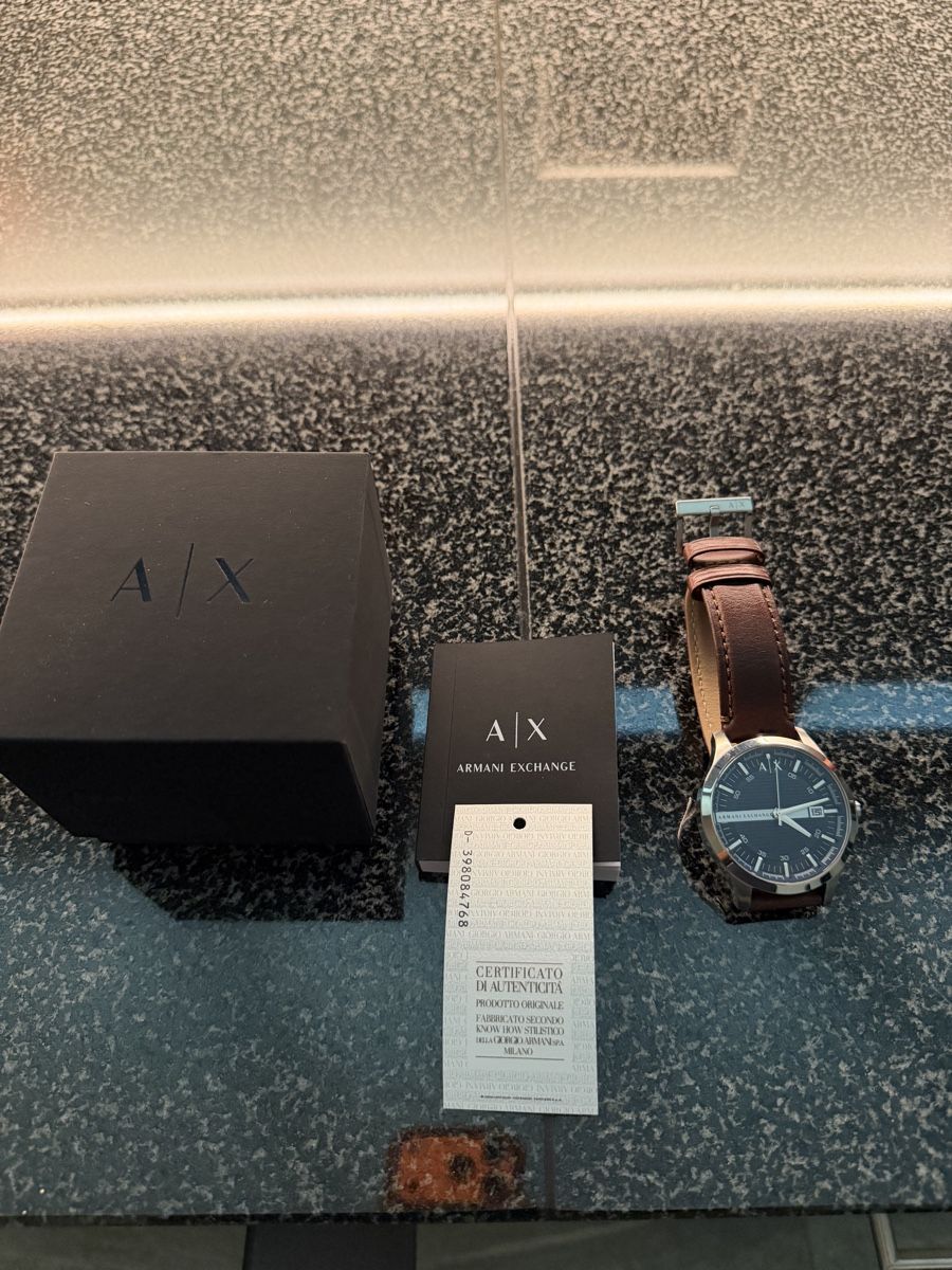 Armani Uhren: Armani Exchange Hampton Brown Leather Watch – Neu (gemäss Beschreibung) aus Sargans von mar_5m9d