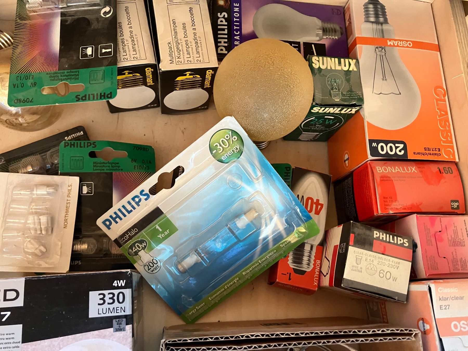 Lampen: Leuchtmittel – Neu und originalverpackt aus Mont Tramelan von Oktober1958 3