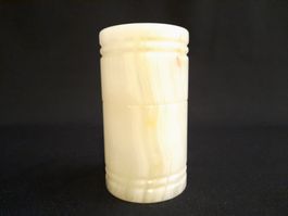 Behälter aus Stein