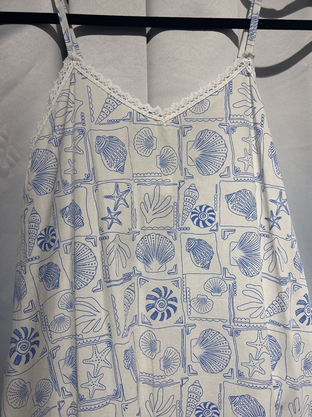 Kleider: Sommerliches Maxikleid mit Muschelmuster – Neu und originalverpackt aus Zürich von Naebeli 2