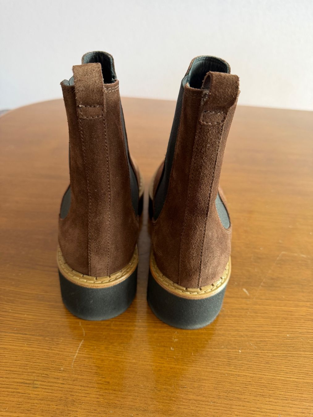 Tod'S Damenschuhe: Tods Stiefeletten – Gebraucht aus Küssnacht von Flowerlady 2