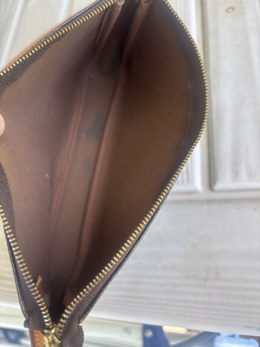 Louis Vuitton Taschen: Louis Vuitton -pochette – Gebraucht aus Chamby von vuittonista 4