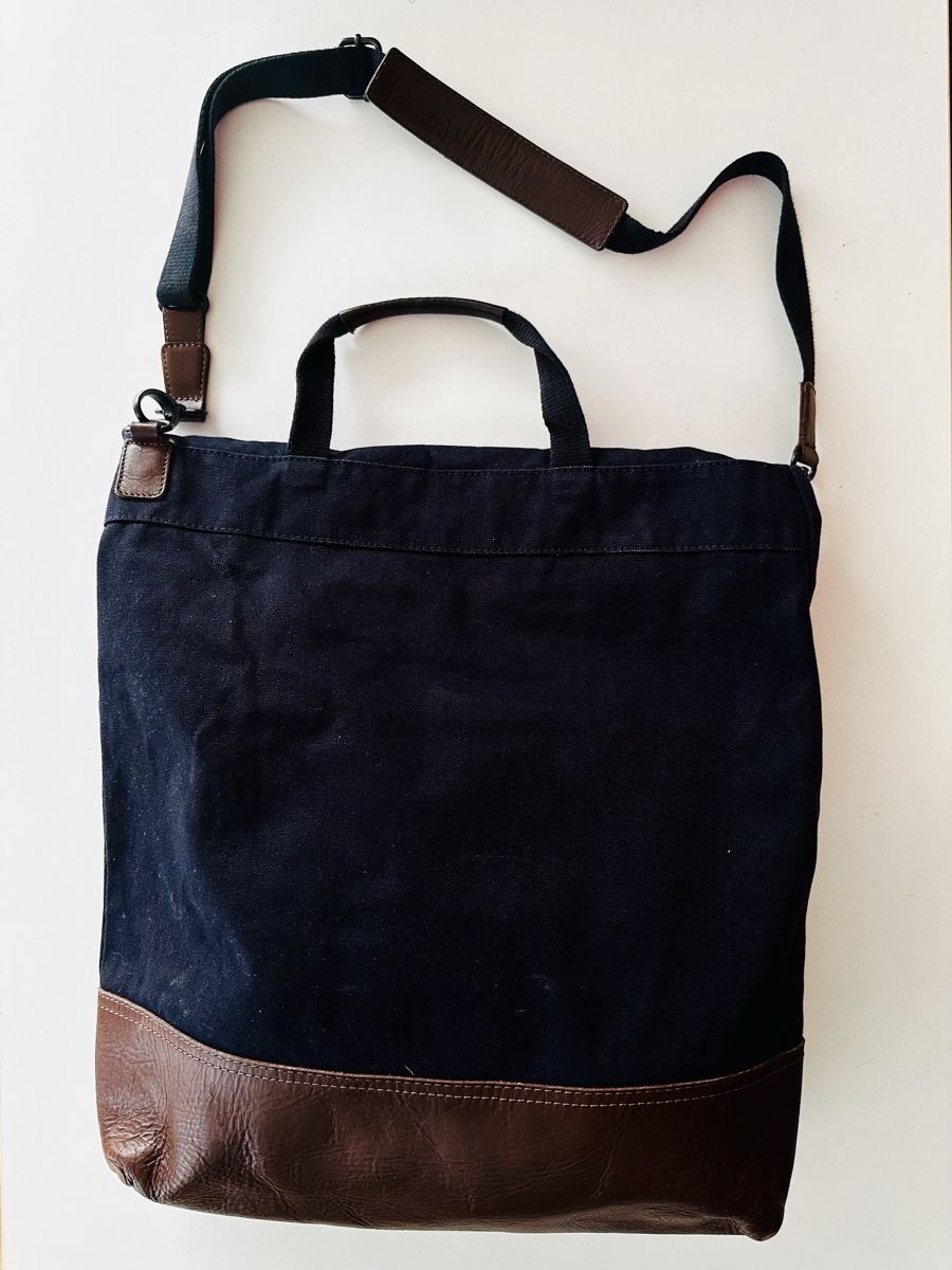 Cos Borse: COS Canvas Tasche mit Lederdetails, Modernes Design – Usato da Zürich venduto da BLAU.blue 1