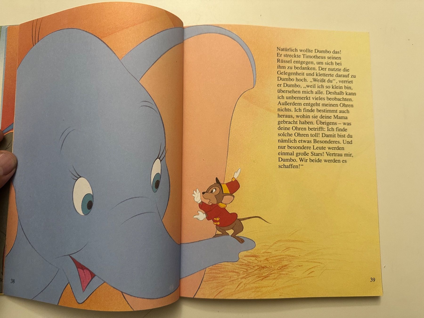 Bücher: Dumbo - Disneys Filmklassiker Nr.9 – Gebraucht aus Münsingen von Ganjam 4