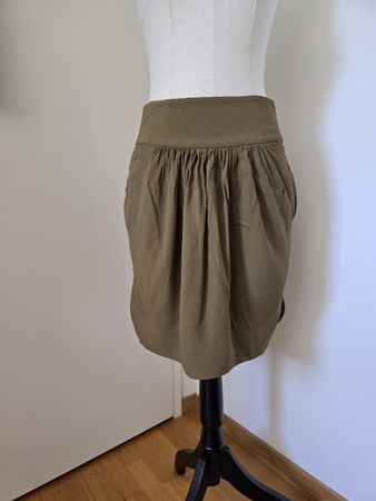 By Malene Birger Rock Pirginia Gr. 34 – Khaki Viscose Ballon
