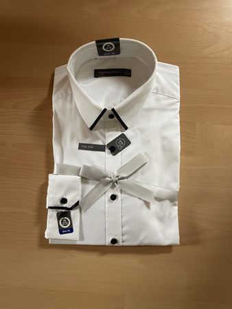 Chemise blanche et noir taille 39-40