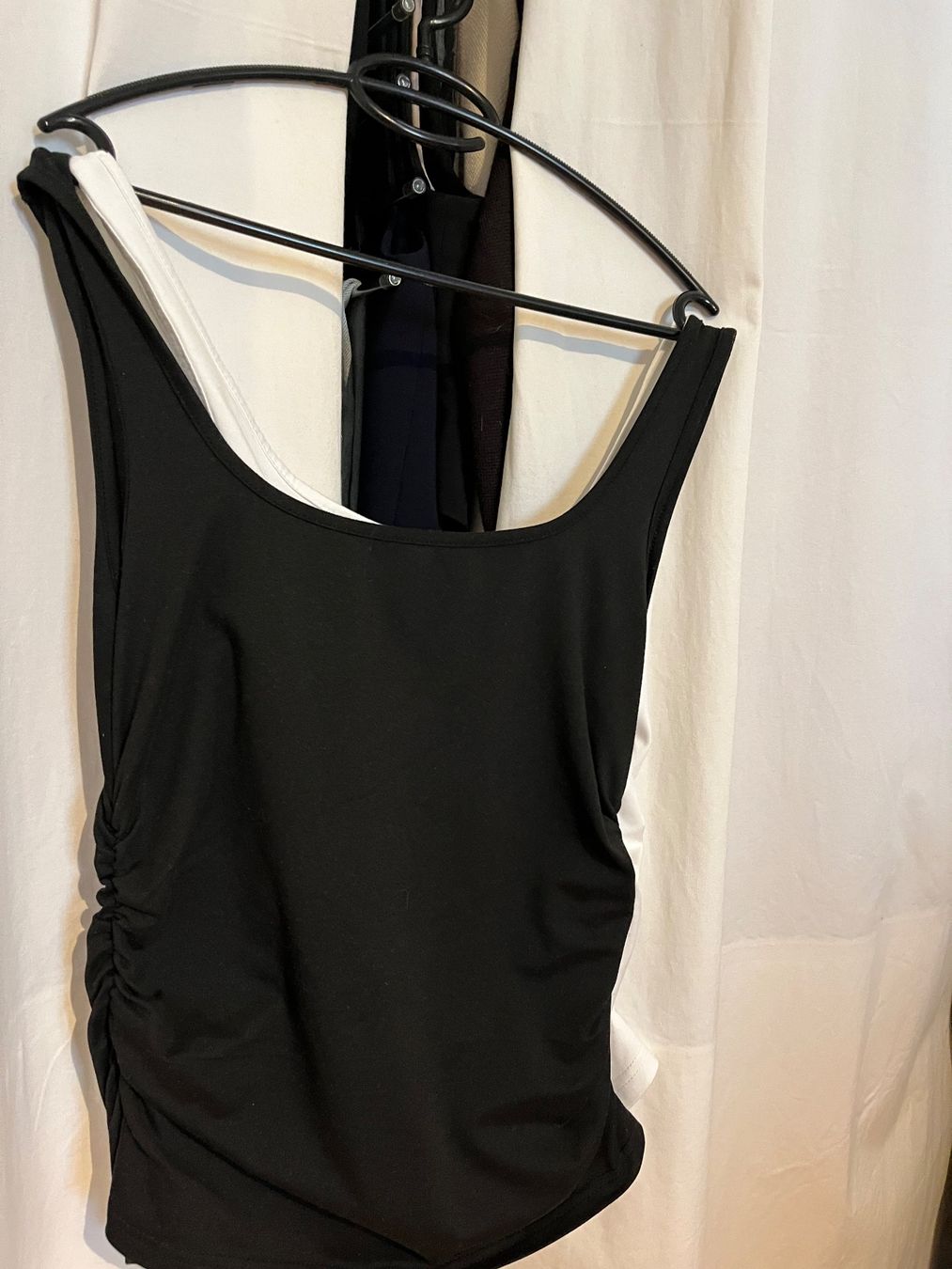 Lotti di vestiti: À vendre et à donner – Usato da Versoix venduto da ste_9jdv 2