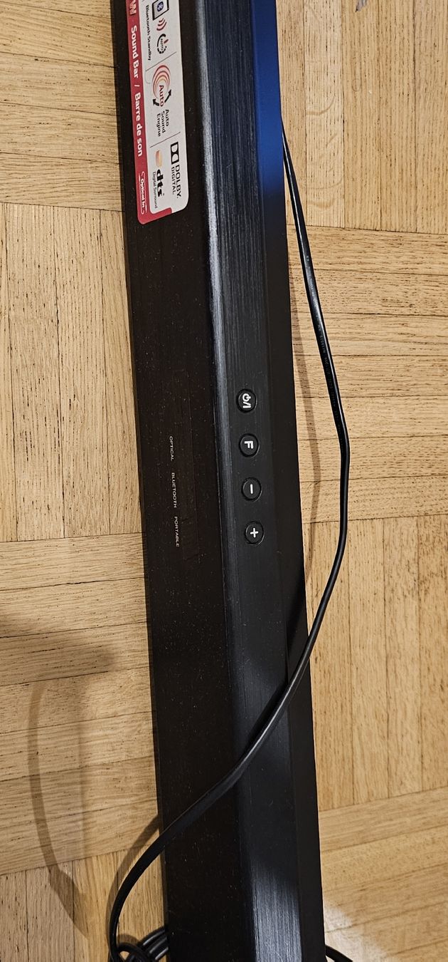 LG Home Cinema: Barre de son LG – Usato da Genève venduto da Fresko01 1