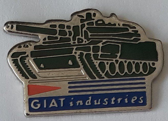 Placchette & Badge: GIAT Industries Panzer – Usato da Hinterkappelen venduto da Schampus