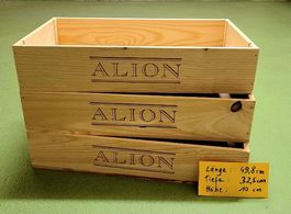 3 längliche, intakte Weinkisten «Alion»