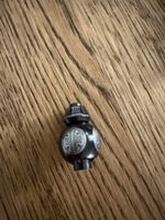 LEGO® Star Wars Minifigur stellt den Astromech-Droiden BB-9E