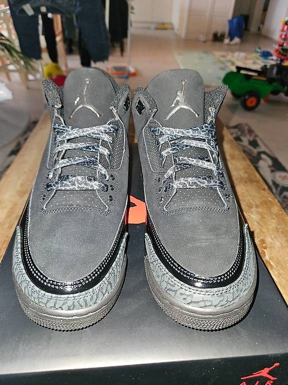 Scarpe da uomo: Jordan 3 Black Cat. US 10,5 – Usato da Oberentfelden venduto da pun_d7vt