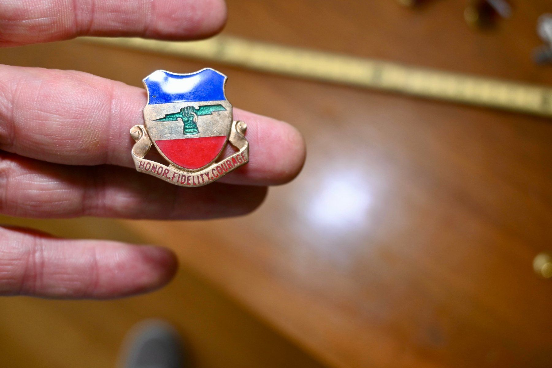 Placchette & Badge: VINTAGE US Army - 73rd ARMOR REGIMENT Emaille Pin – Usato da Pfaffhausen venduto da mono_rec 5