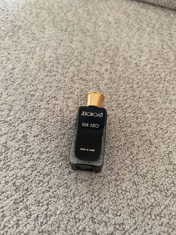 Profumi & Eau de Toilette: Jeroboam Kun Amo Extrait Parfum – Usato da Dietikon venduto da Prelovedpearls