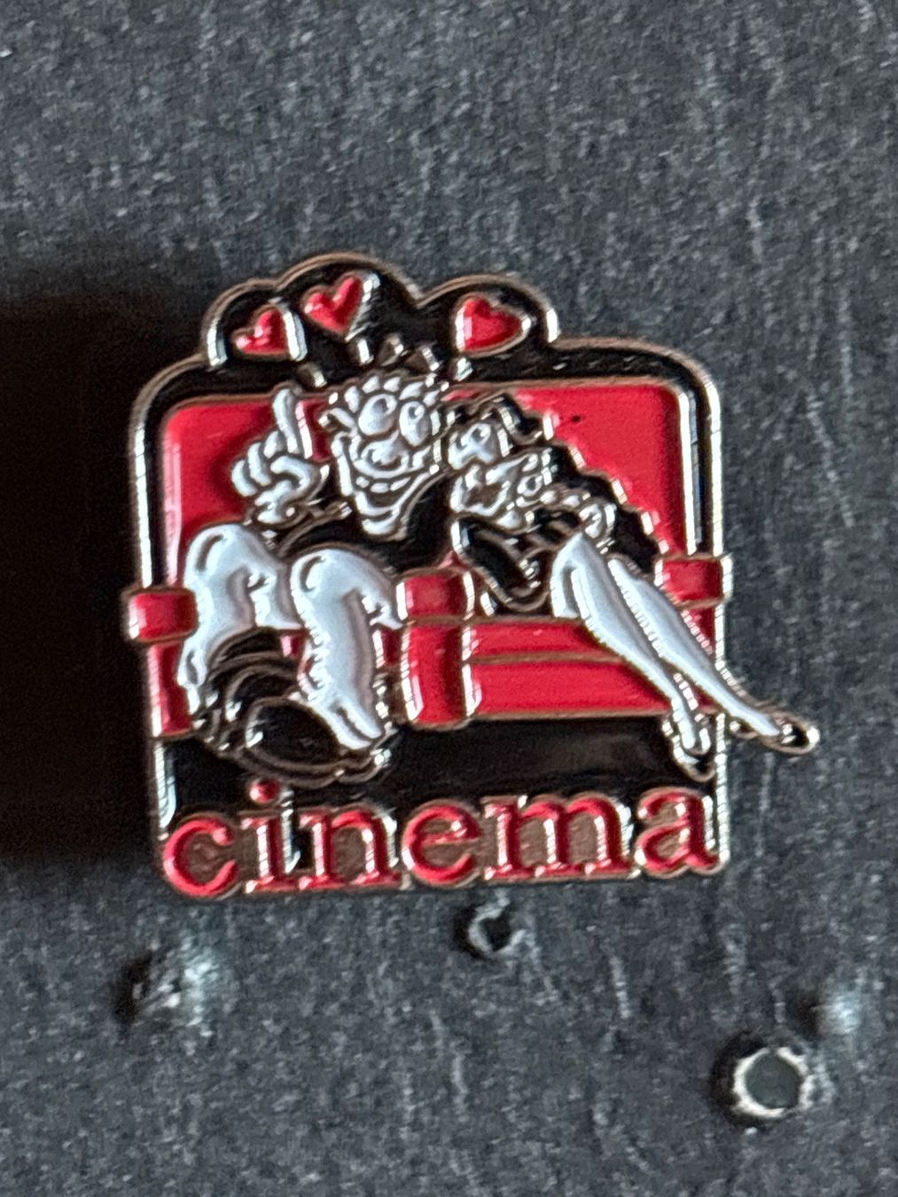 Placchette & Badge: Pin Cinema – Usato da Lützelflüh-Goldbach venduto da NicoleL.