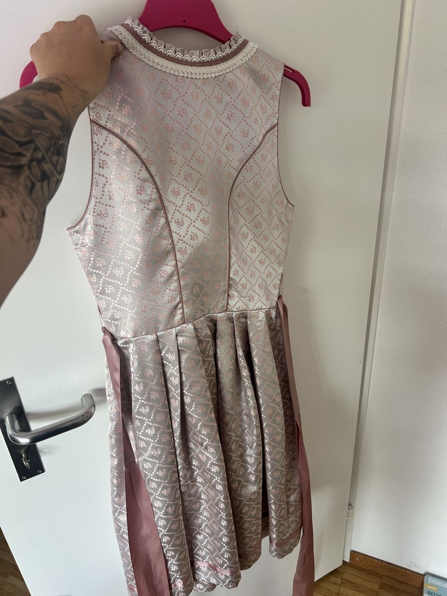 Krüger Kleider: Dirndl KRÜGER MADL Grösse 38, nur 1x getragen – Gebraucht aus Horgen von schalina19 5