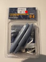 1/48 F-14 FUEL TANK & PYLON SET 1000 LITERS LATE