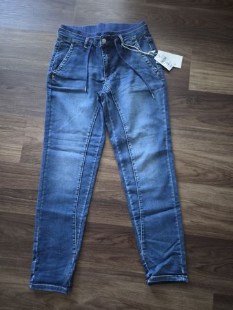 Hosen Grösse 38 NEU