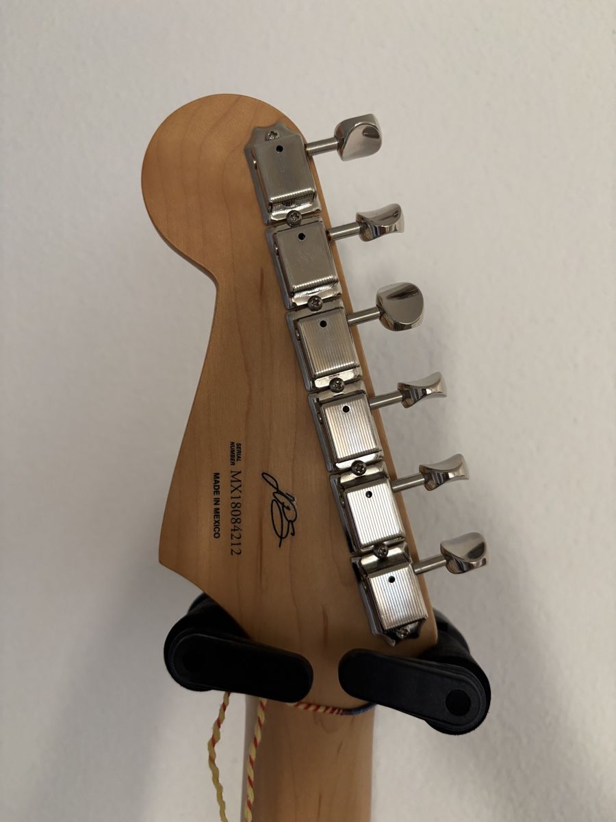 Fender Strumenti musicali: Fender Ed O'Brien Sustainer Stratocaster, Olympic White – Nuovo (secondo la descrizione) da Visp venduto da Toro6 3