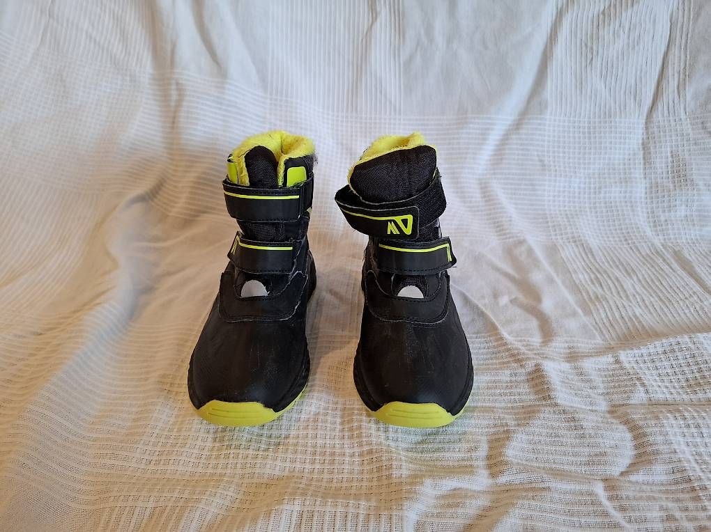 Scarpe per ragazzi: Pepperts Winterschuhe Gr.34 – Usato da Greifensee venduto da Greifensee2 2