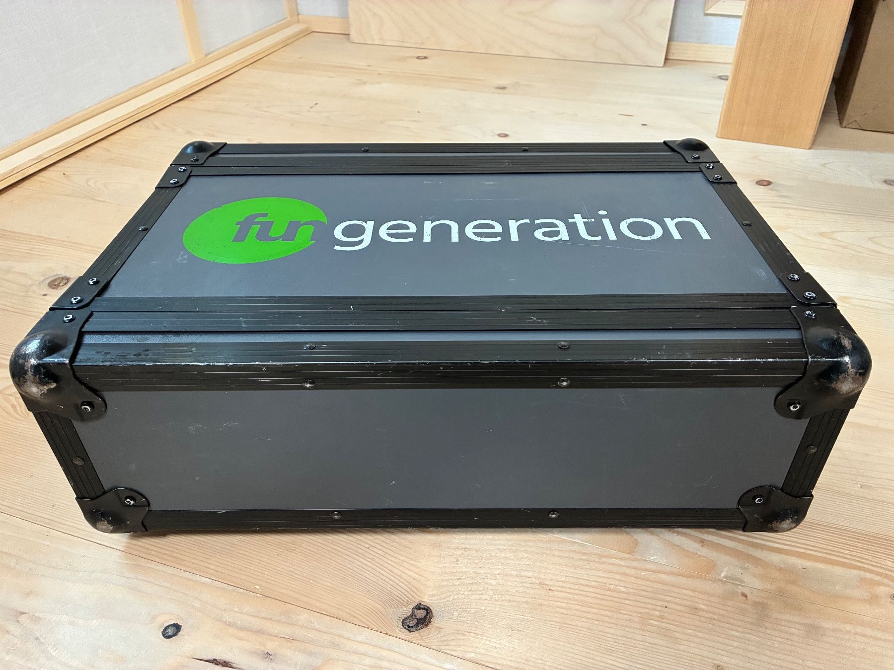 Autres accessoires: Fun Generation Rack 3U Eco Wood Compact 23 – D'occasion à Bern par _samuel 2