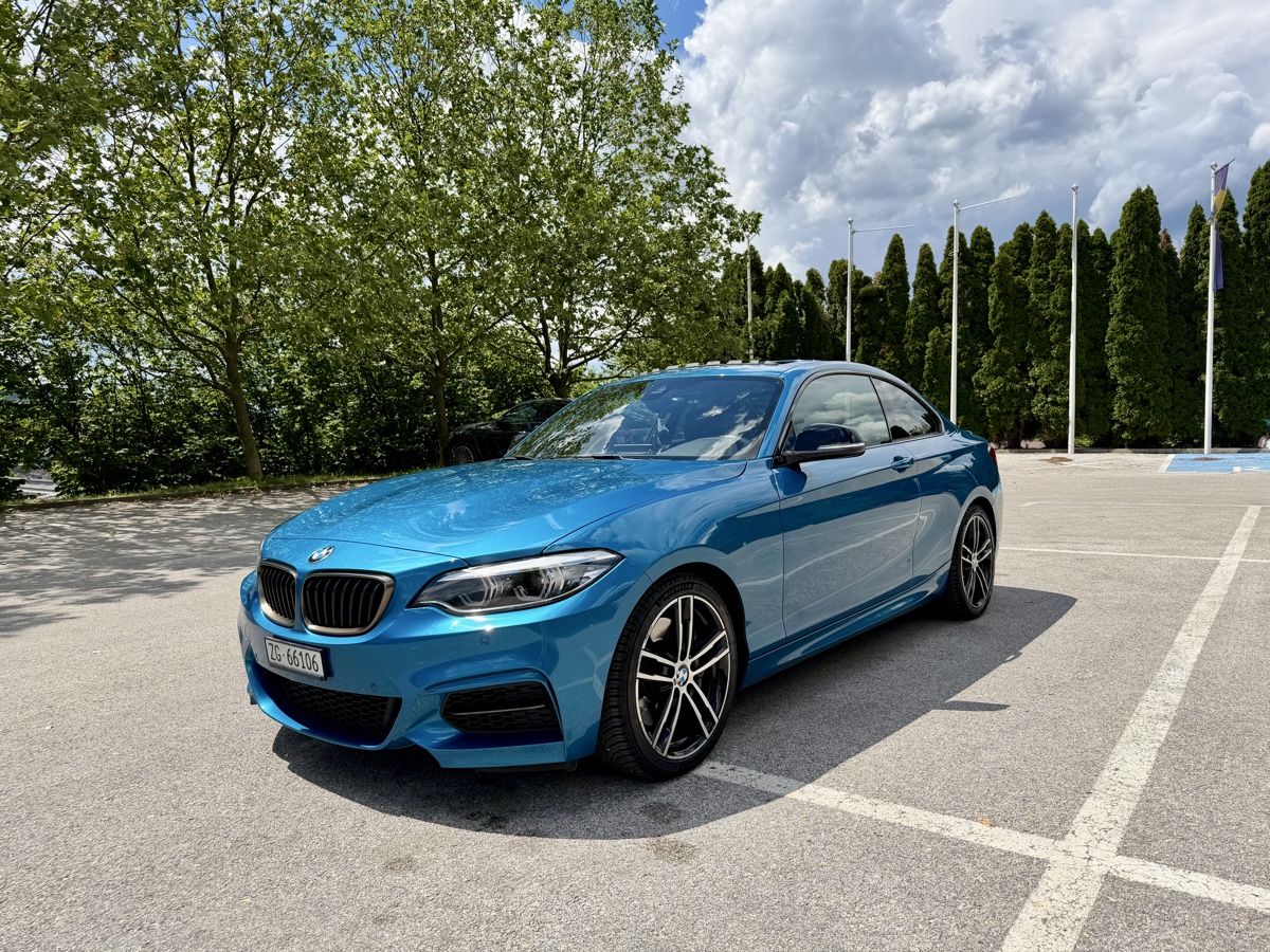 BMW Autos: BMW M240i xDrive Coupe Steptronic – D'occasion à Zug par legokid7