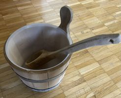Sauna Wassereimer mit Schöpfer aus Holz