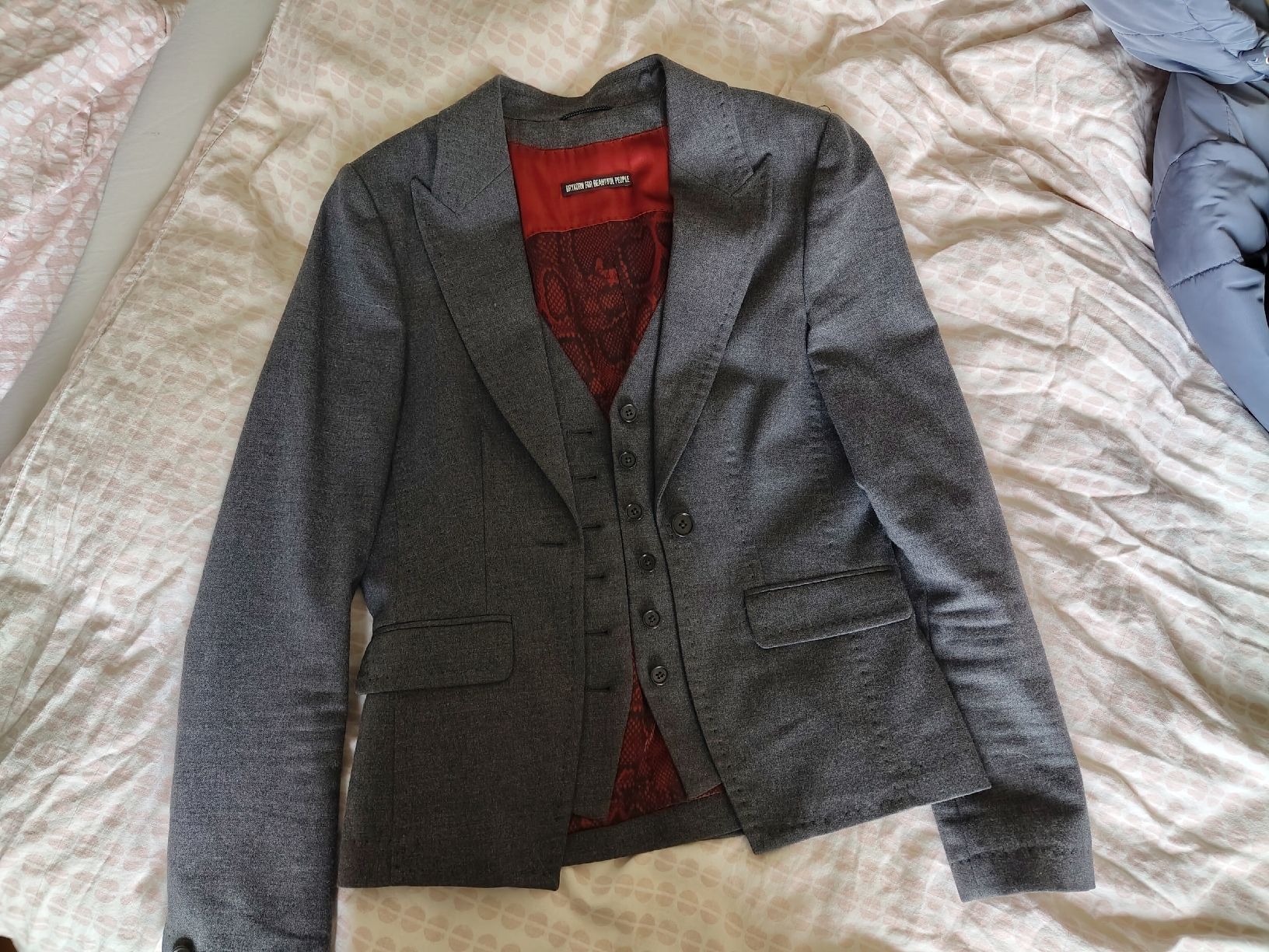 Completi: Drykorn Blazer Grösse 4 – Usato da Rüti ZH venduto da 11120
