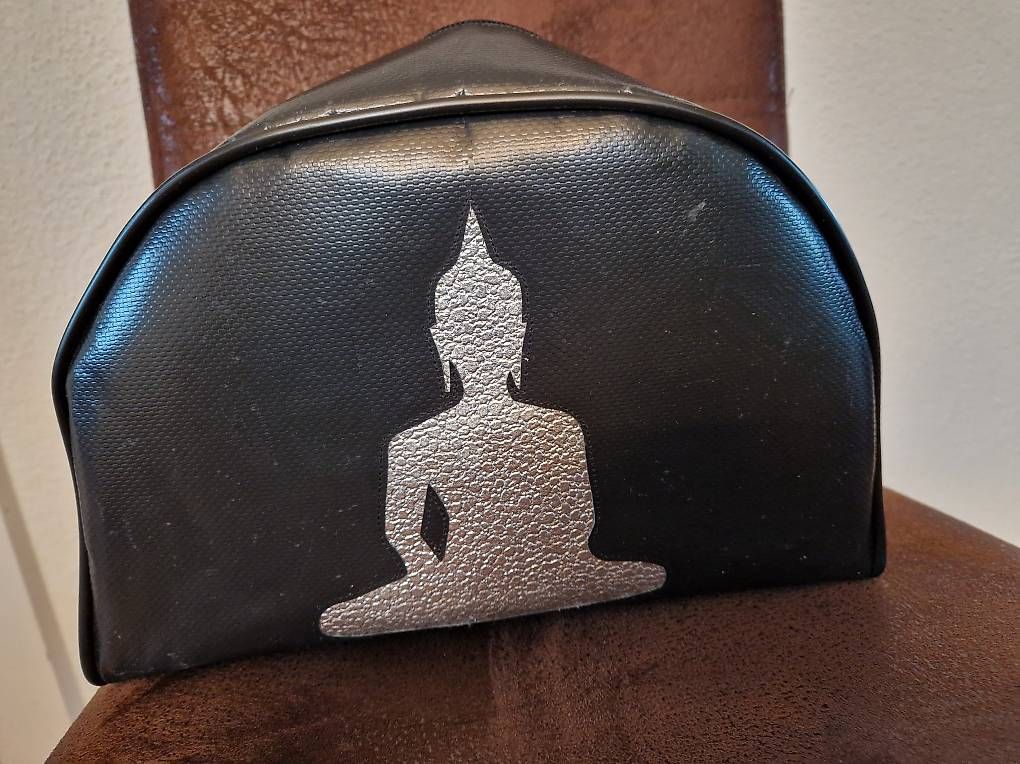 Custodie per cosmetici: Necessaire Buddha schwarz – Nuovo (secondo la descrizione) da Pfeffingen venduto da ani_kl465