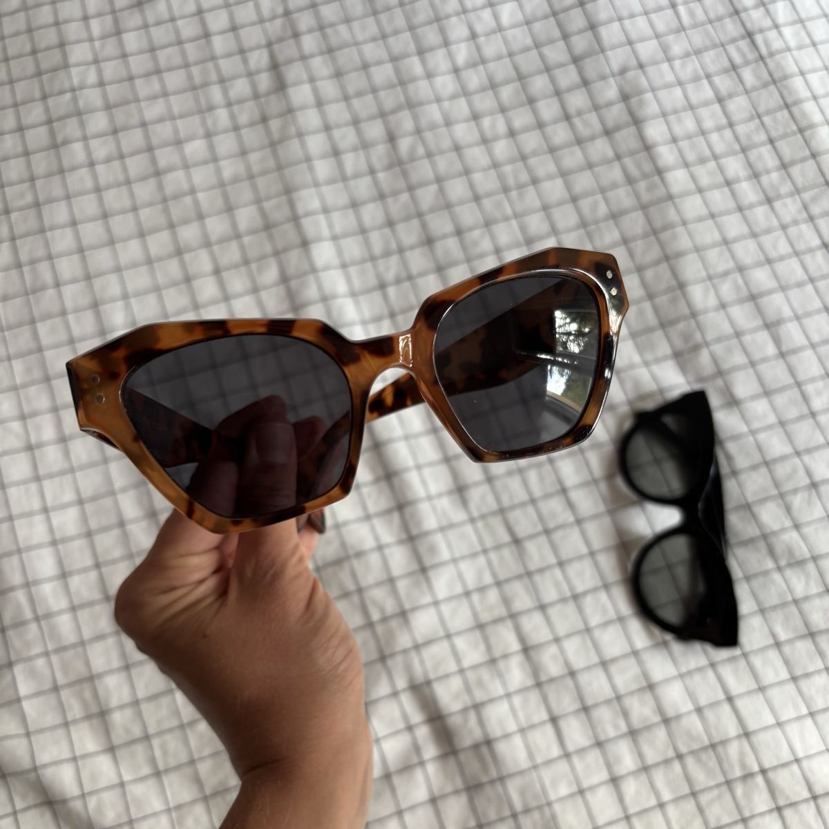 Other Stories Occhiali & Lenti: Sunglasses & other stories x 2  – Usato da Villard-sur-Chamby venduto da kamila_1024 1