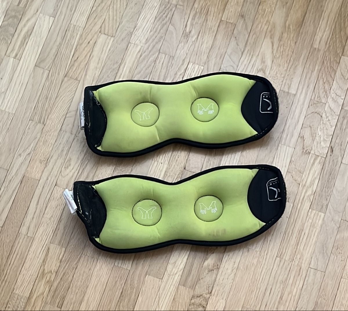 Decathlon Manubri & Pesi: Gewichtsmanschetten 2x1kg Decathlon – Usato da Zürich venduto da Marghensy