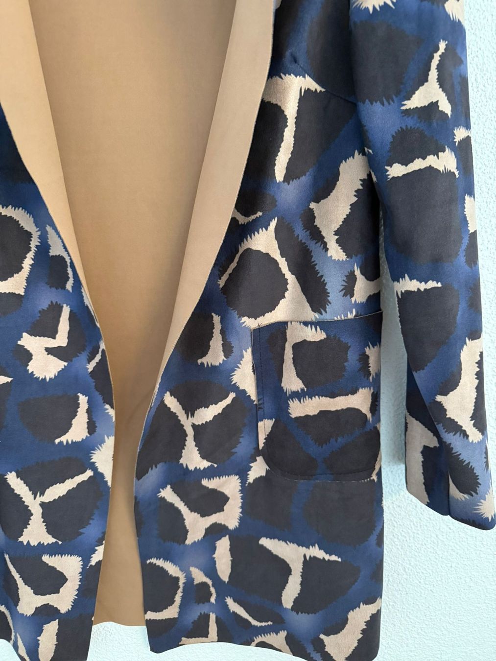 Cappotti: Stylische gemusterte Jacke – Grösse M – Usato da Neerach venduto da Meli_sara 1